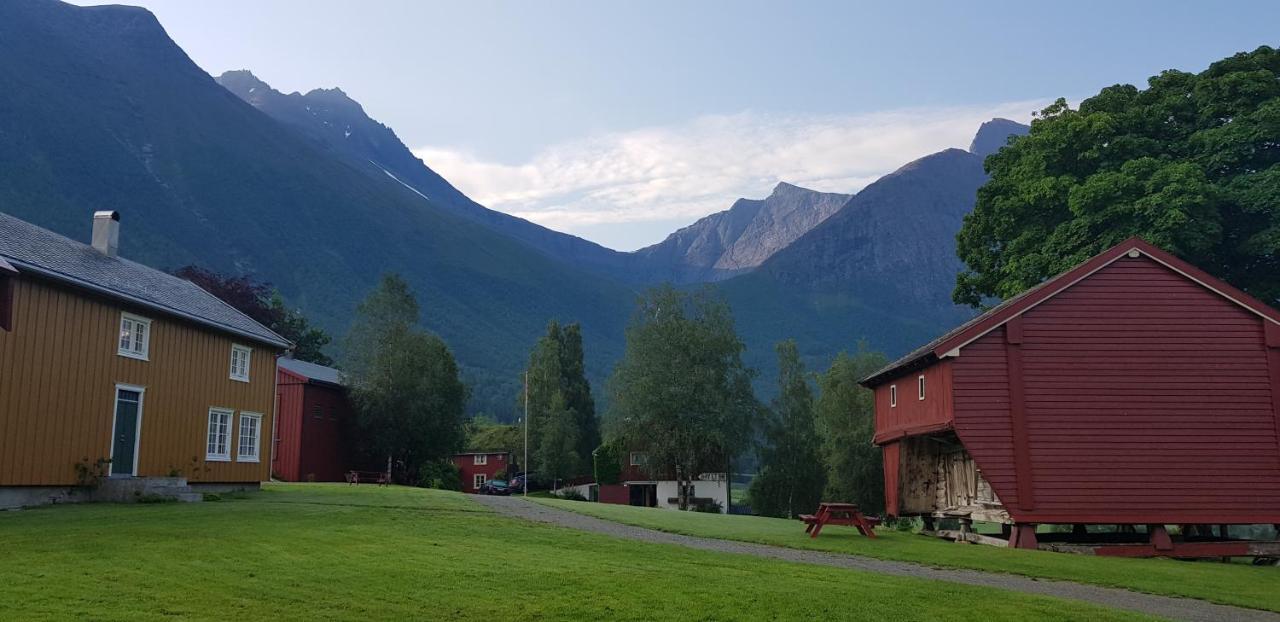 Apartmán Lensmansgarden Marteinsgarden Innfjorden Exteriér fotografie